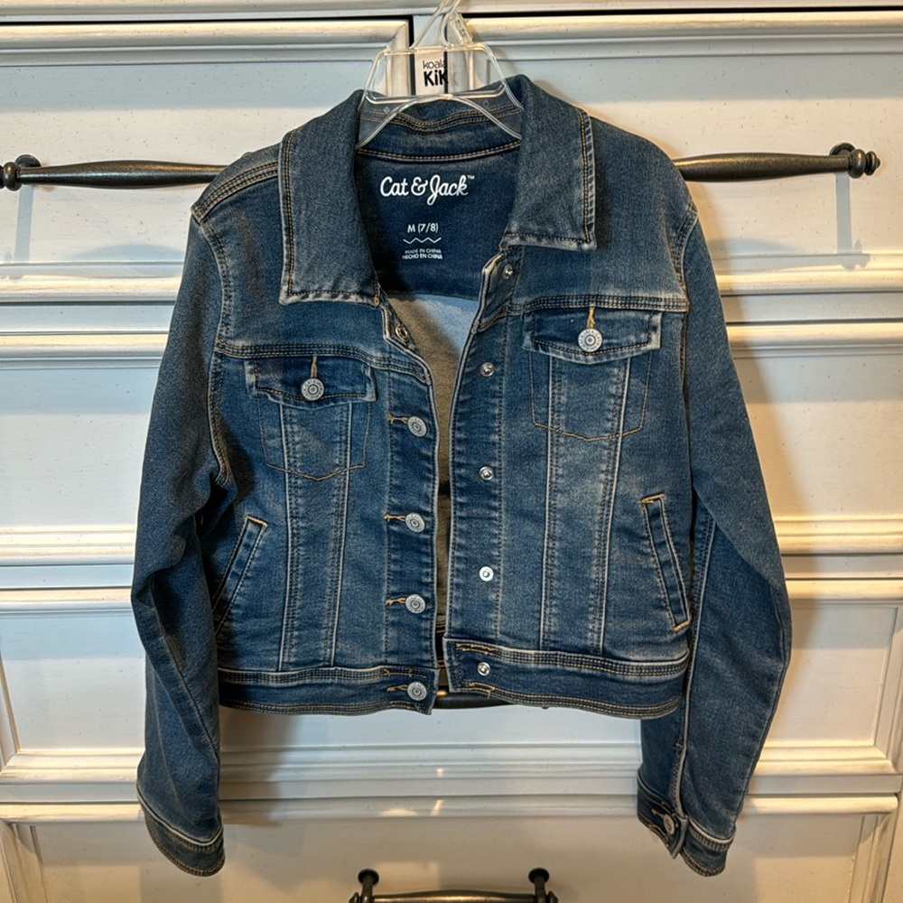 Cat & Jack girls stretch denim jacket